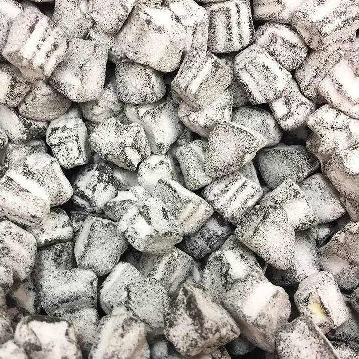 Suolainen Apina 50g - Salmiakki irtokarkit - 10431 - 1