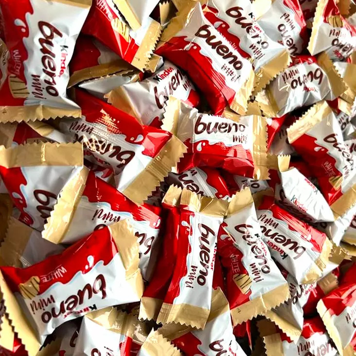 Kinder Bueno mini White 50g - Kääreelliset karkit - 18136 - 1