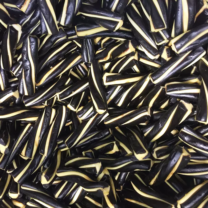 Sitruuna Kierrelakritsi 50g - Lakritsi irtokarkit - 10026 - 1